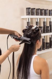 بهترین سالن احیای مو در قزوین