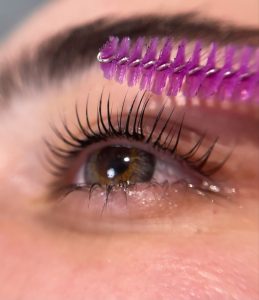 مراقبتهای بعد از لیفت و لمینت مژه برای افزایش ماندگاری